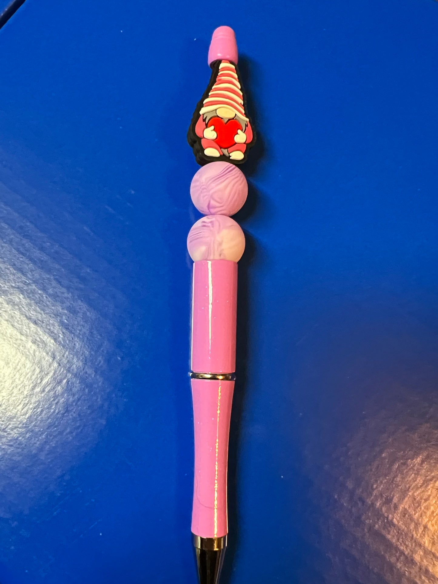 Lavender pen with gnome